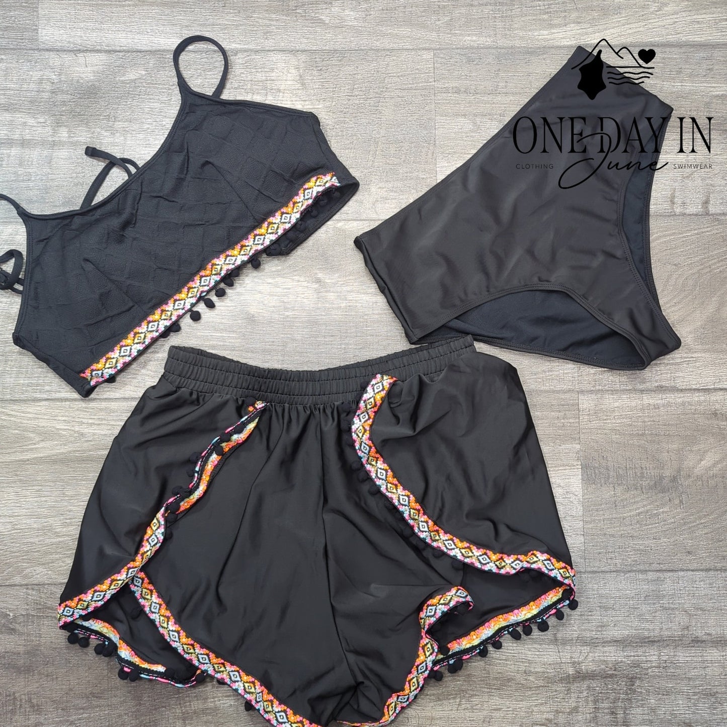 CharmLeaks Lace Up Back Crop 3 Piece Bikini Swimsuit Size 0XL