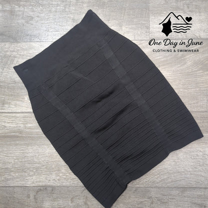 Rock & Republic Mini Skirt Size M