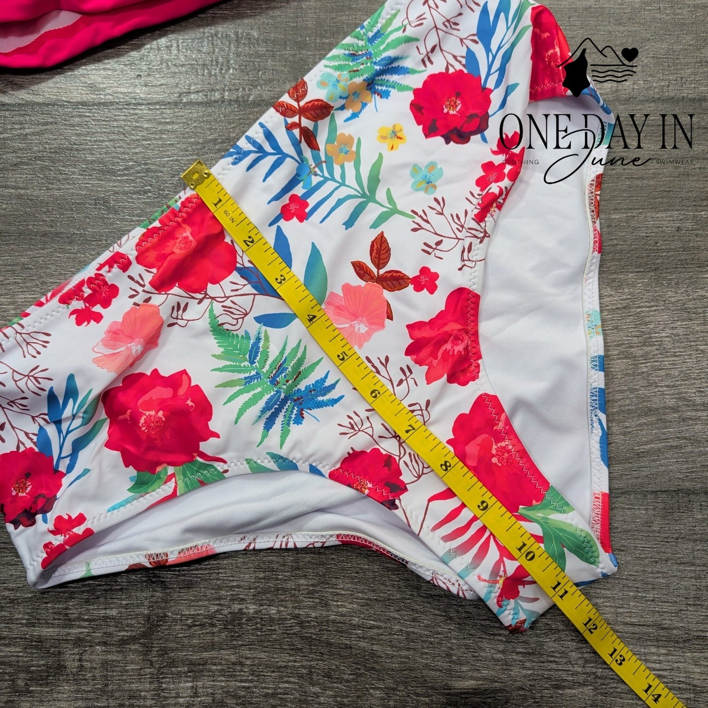 Beachsissi Floral Tankini Swimsuit Size M