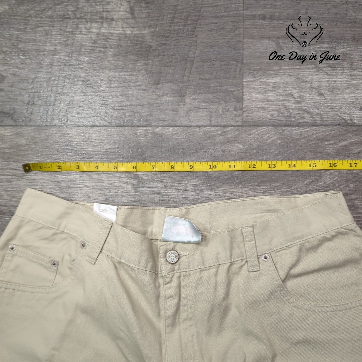 Bill Blass Chino Shorts Size 16