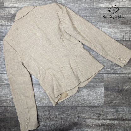 Body by Victoria 3 Button Blazer Size 0