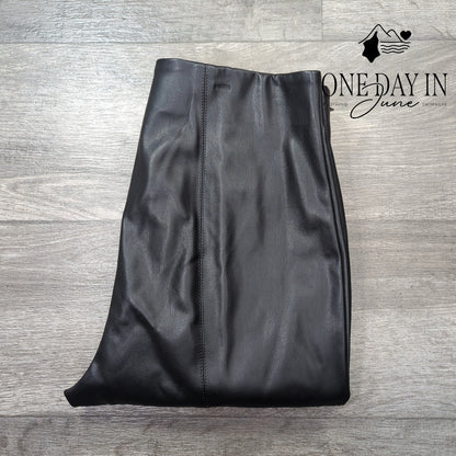 Ann Taylor Petite Faux Leather Pants Size MP