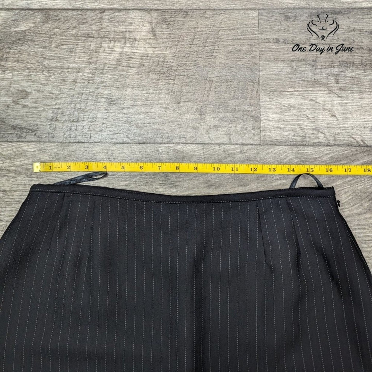 Liz Claiborne Embroidered Lined Skirt Size 14