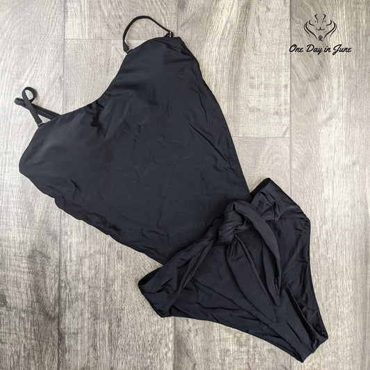 Amzbrly Wrap Around Tie Front One Piece Swimsuit Size M
