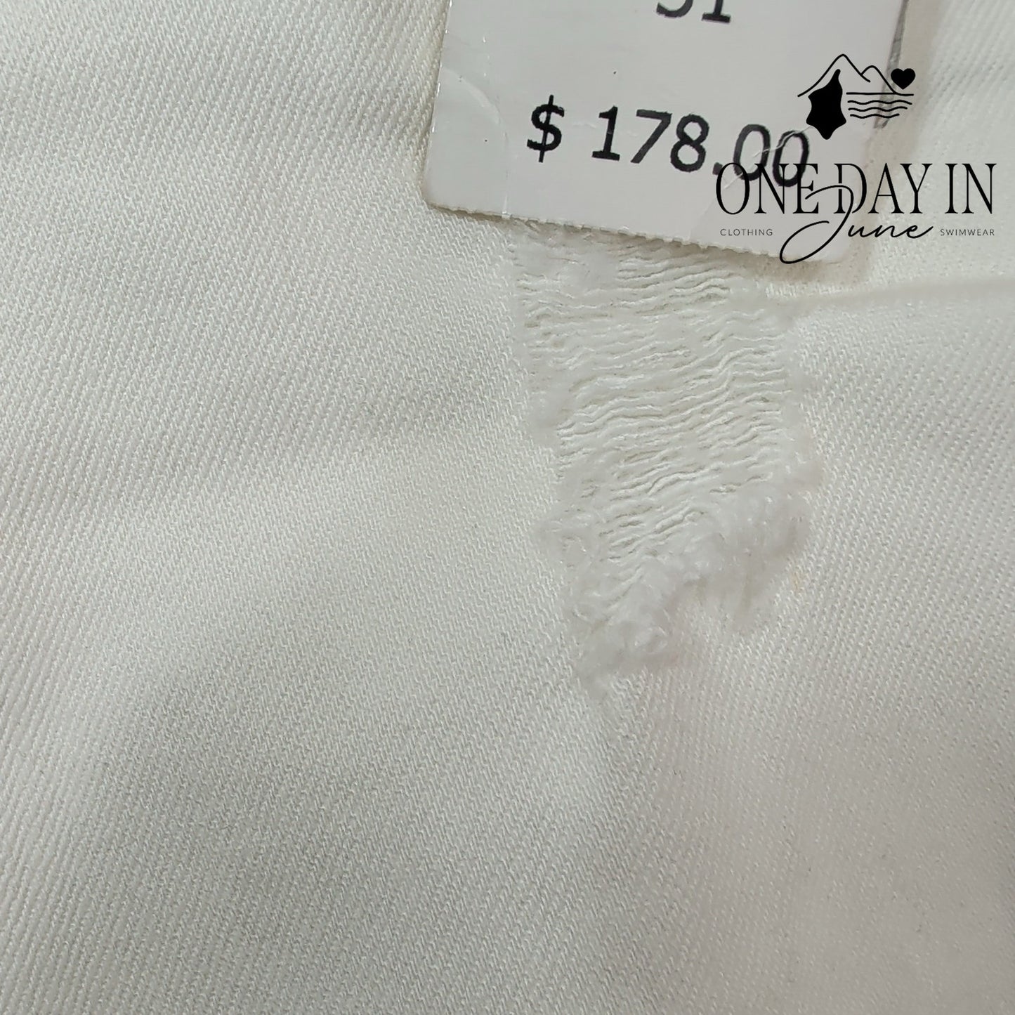 DL1961 Riley Boyfriend Crop Jeans White Distressed Raw Hem NWT Size 12 (31)