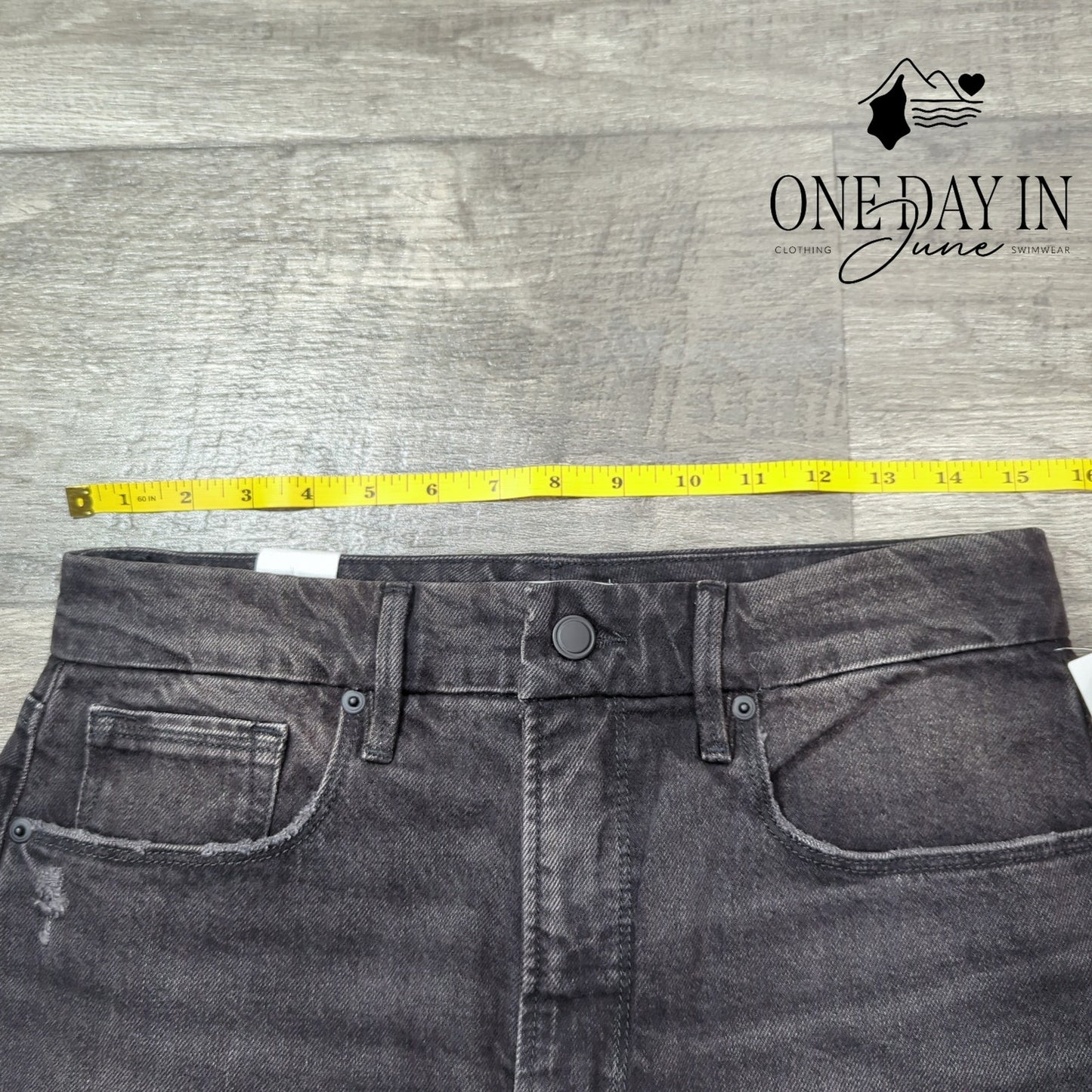 Good American Good Boy Raw Split Hem Jeans Size 8