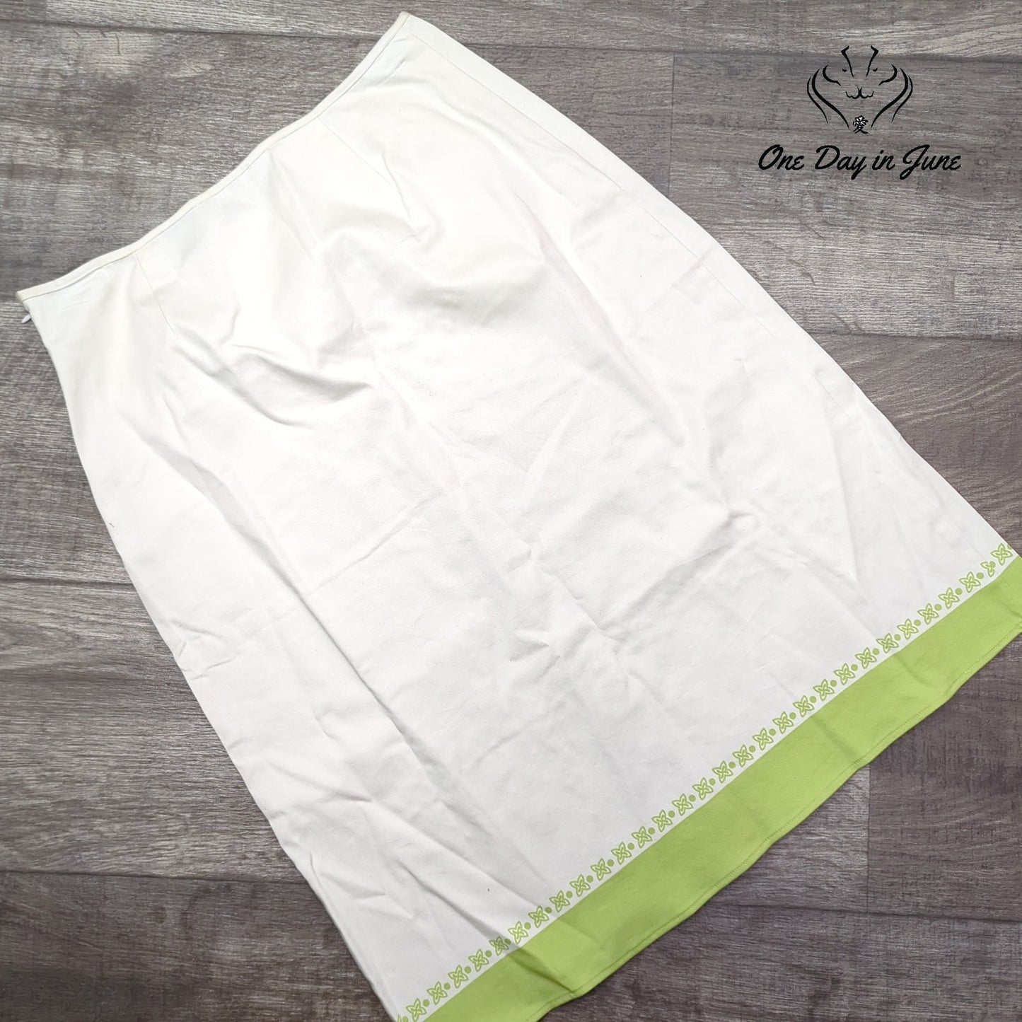 New York City Design Co. A line Skirt Size 4