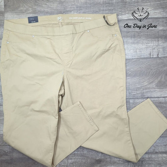 New Directions Plus Size Pull On Skinny Jeans Size 24WR