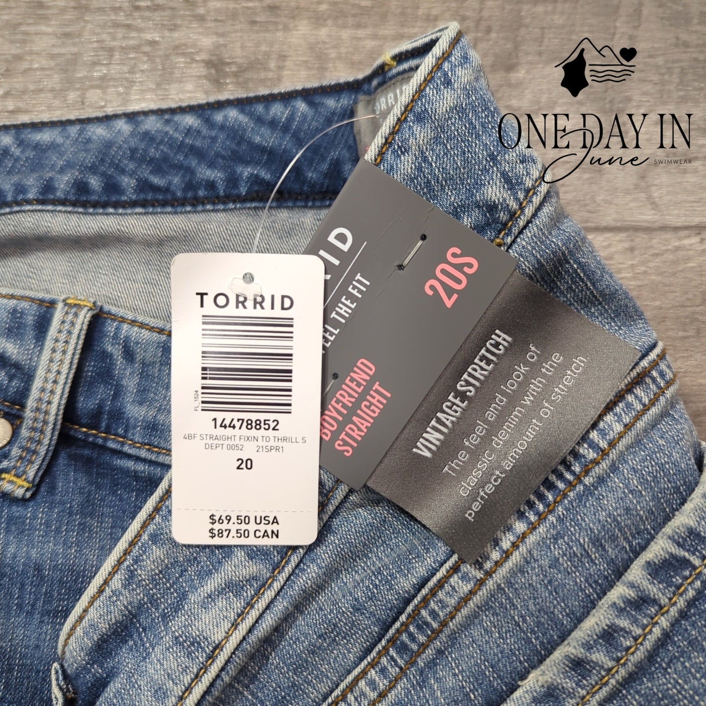 Torrid Boyfriend Straight Distressed Jeans Size 20S