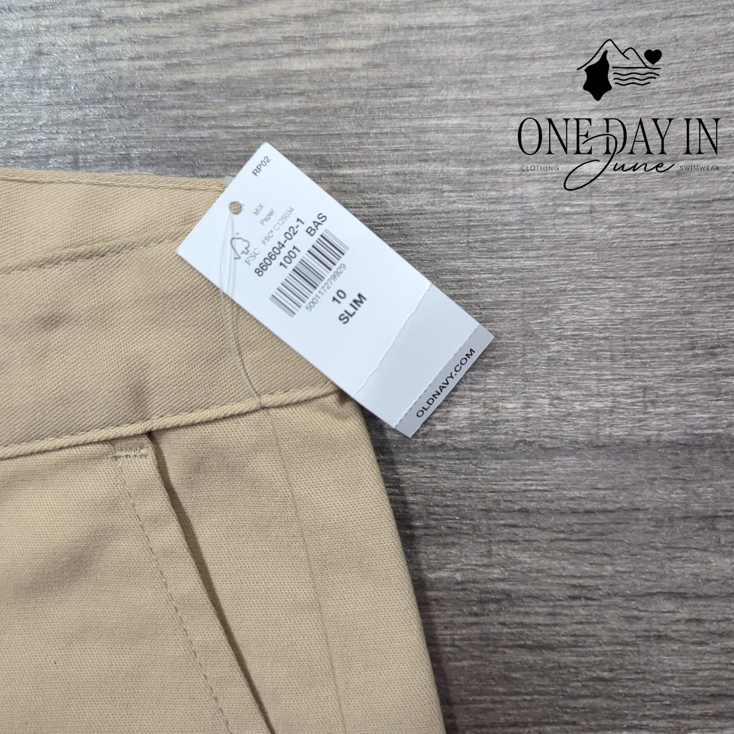 Old Navy Slim Flat Front Shorts Size 10