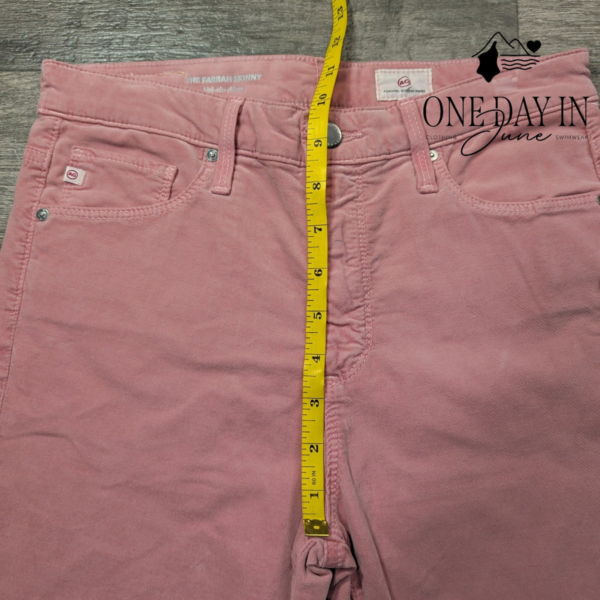AG Adriano Goldschmied The Farrah Skinny Velveteen Jeans Dusty Pink NWT Size 4