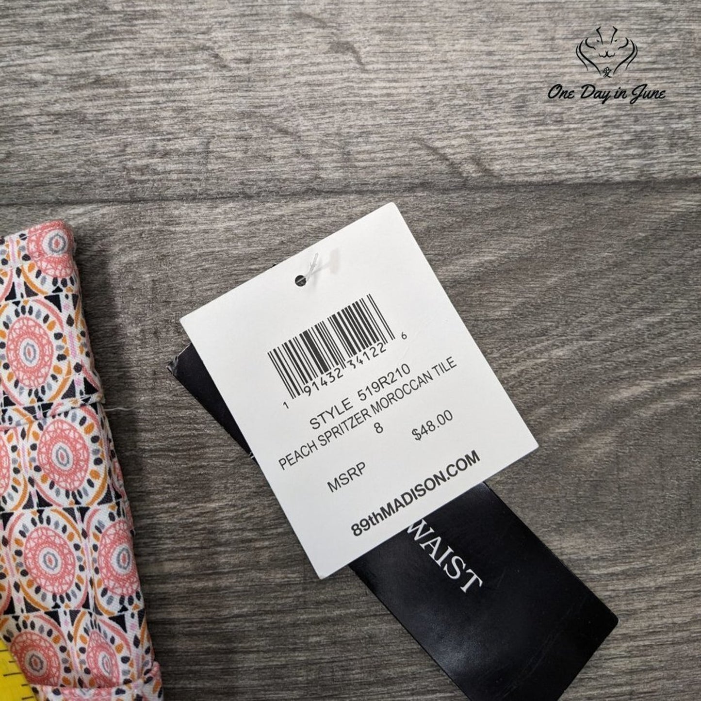 89th & Madison Comfort Waist Moroccan Tile Capri Pants Size 8