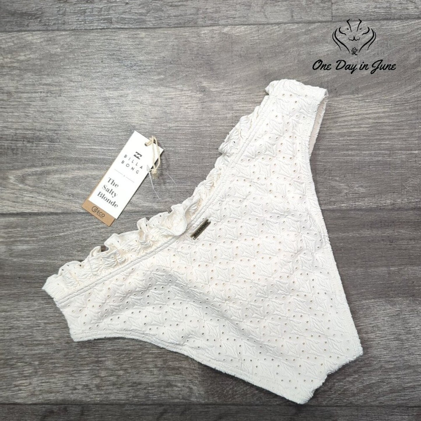 Billabong Salty Blonde By The Seashore Bondi Bikini Bottom NWT $79.95 Size M