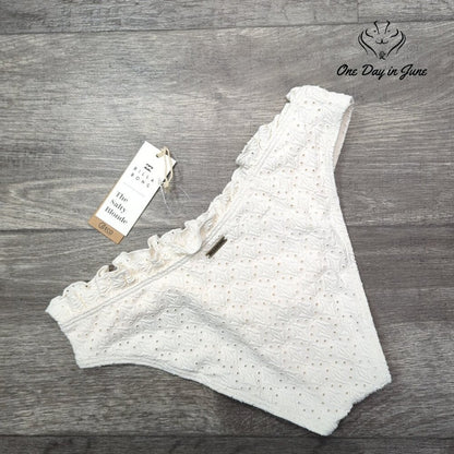Billabong Salty Blonde By The Seashore Bondi Bikini Bottom NWT $79.95 Size M