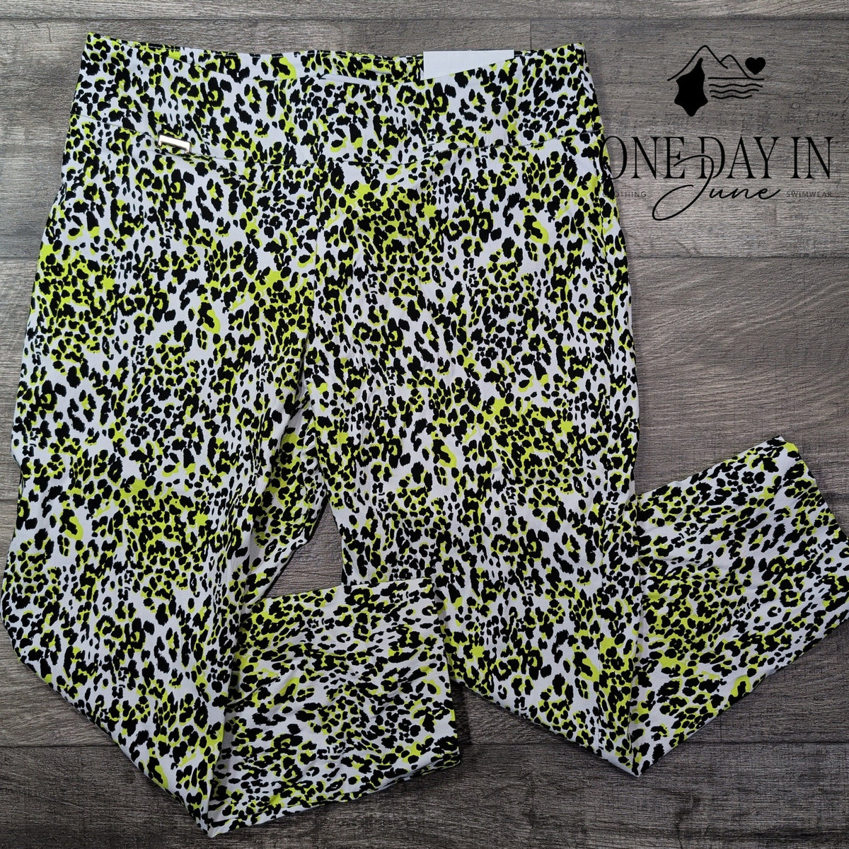 Peck & Peck Eva Crop Leopard Print Straight Leg Pants White Neon NWT Size 12