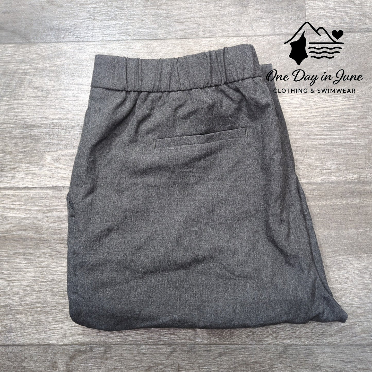Banana Republic Hayden Tapered Leg Pants Size 12