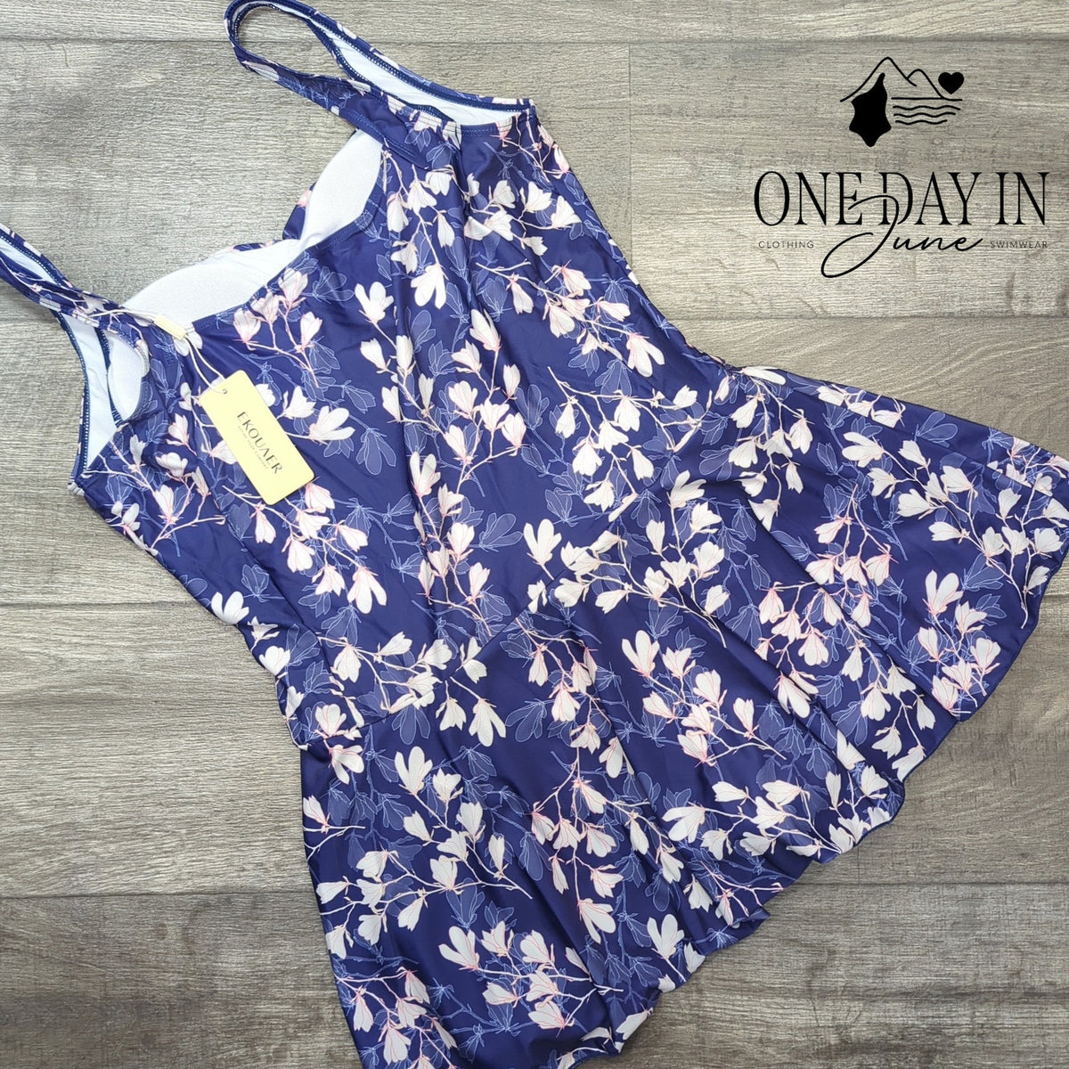 Ekouaer Cross Front Tummy Control One Piece Swimsuit Blue Floral NWT Size XXL