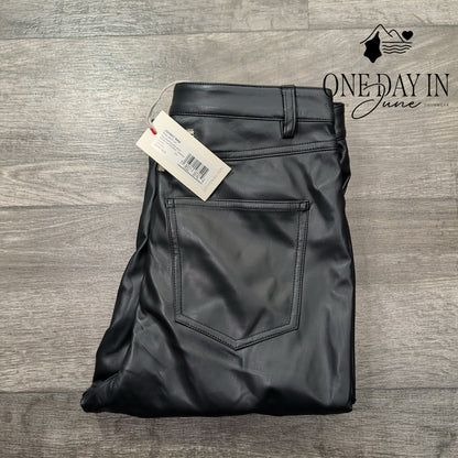 Johnny Was The Cropped Baby Boot Faux Leather Pants Size 6 (28)