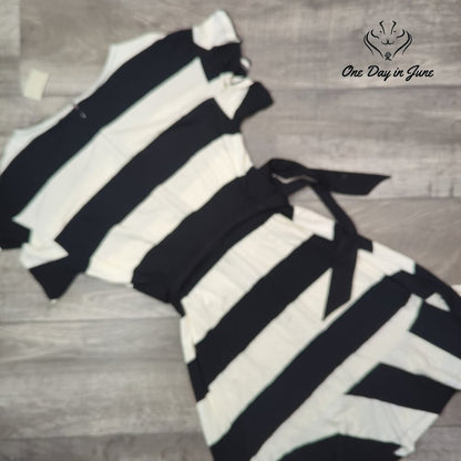 Loft Petite Short Sleeve Striped Mini Dress Size 8P