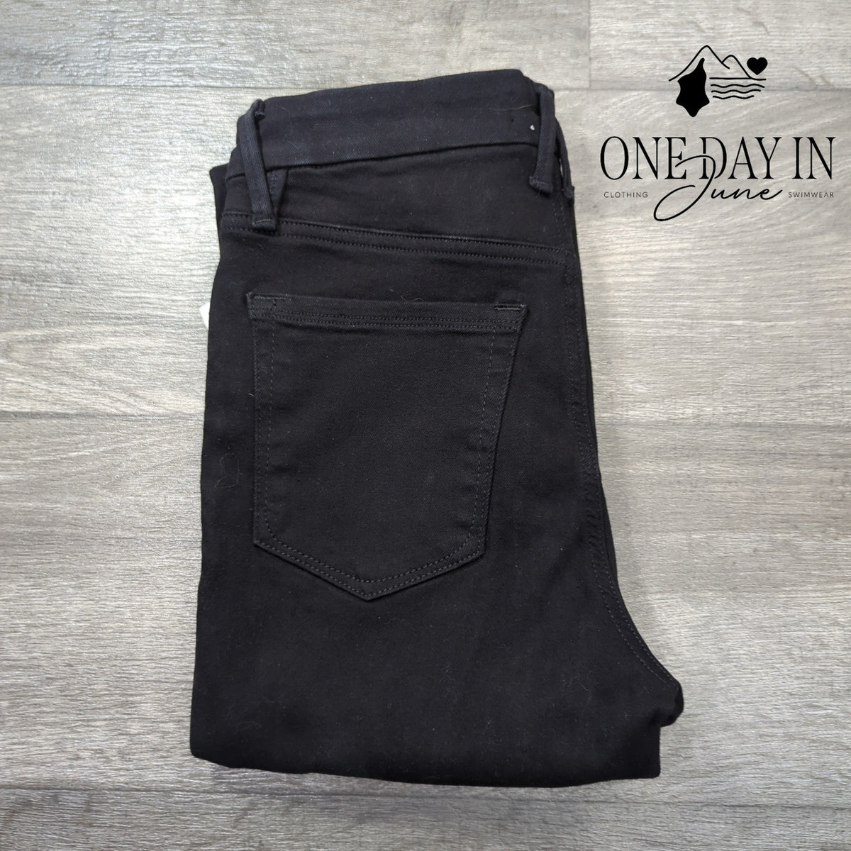 Good American Always Fits Good Legs Skinny Jeans Black NWT $155 Size 6