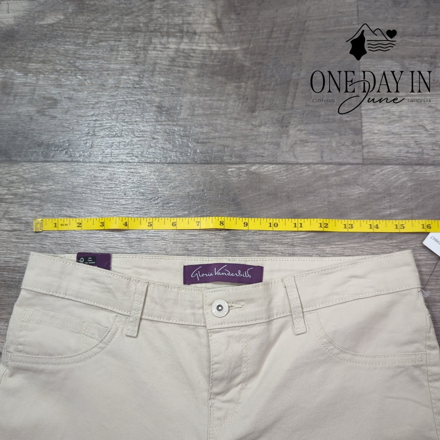 Gloria Vanderbilt Petite Sadie Slim Fit Low Rise Capri Pants Size 8P