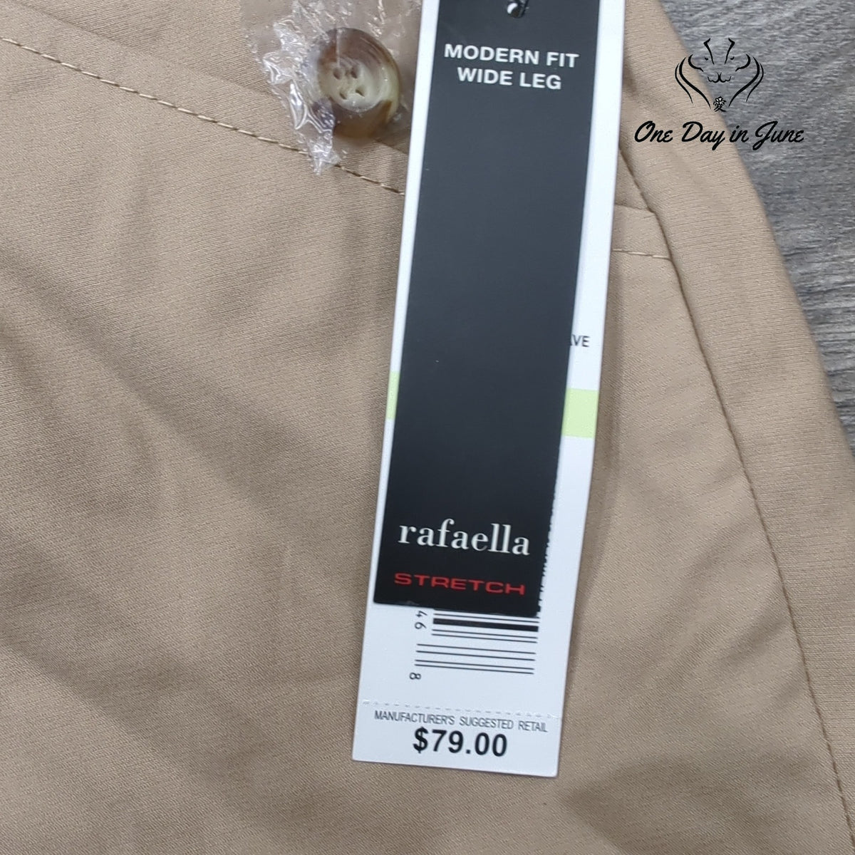 Rafaella Modern Fit Wide Leg Pants Beige Stretch Flat Front Plus NWT Size 18W