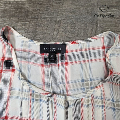 The Limited Sleeveless Top Size M