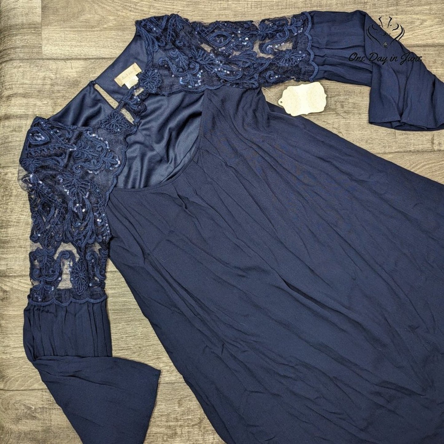 Altar'd State Long Sleeve Dress Size L