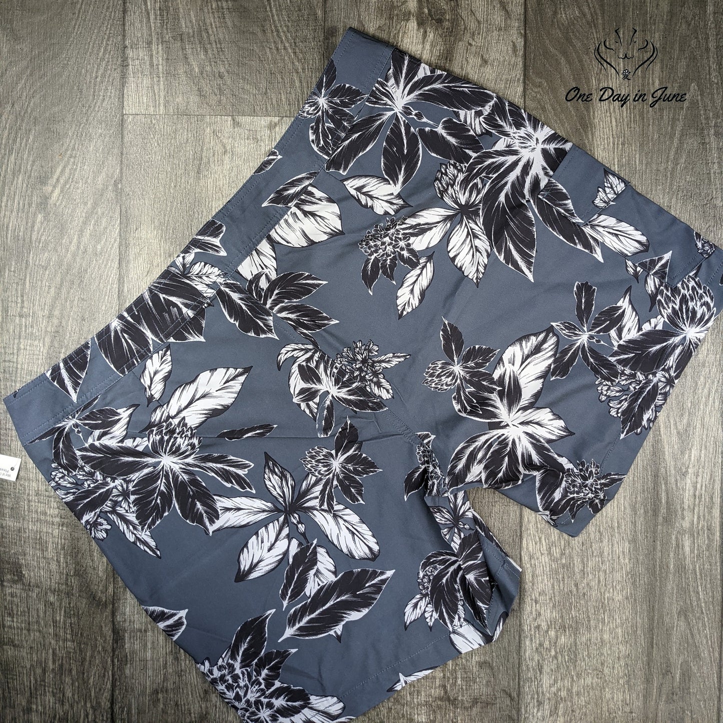 Goodthreads Mens 7 Inch Board Shorts Size 40