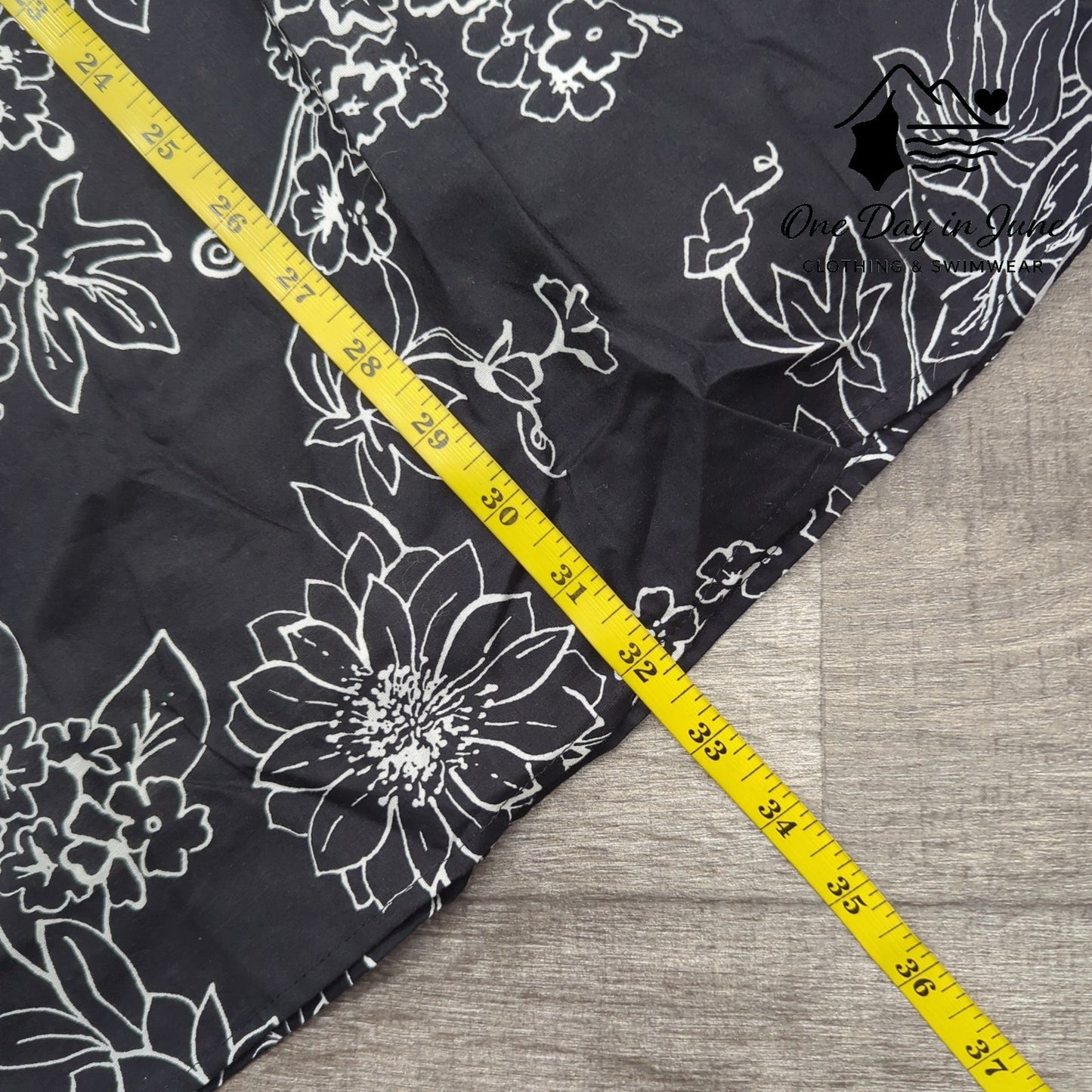 Sag Harbor Missy Chic Getaway Skirt Size 16