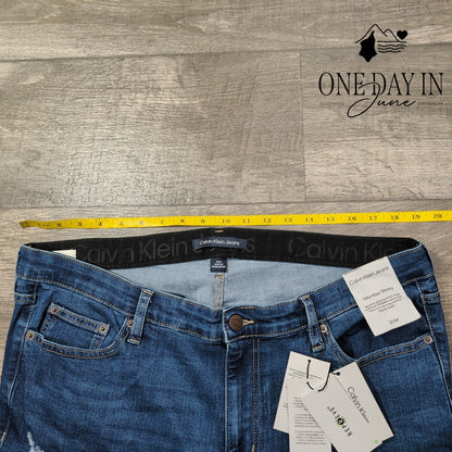 Calvin Klein Plus Size Mid Rise Skinny Distressed Jeans Blue NWT Size 20W