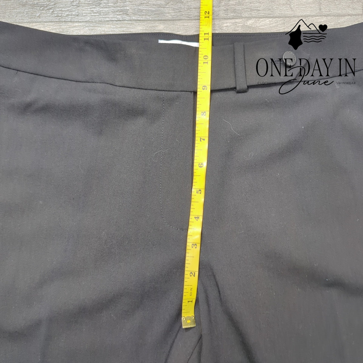 Calvin Klein Classic Fit Dress Pants Black Straight Leg NWT Size 12