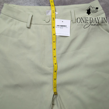 Bobbles & Lace Bitter Light Sage Pants Size S