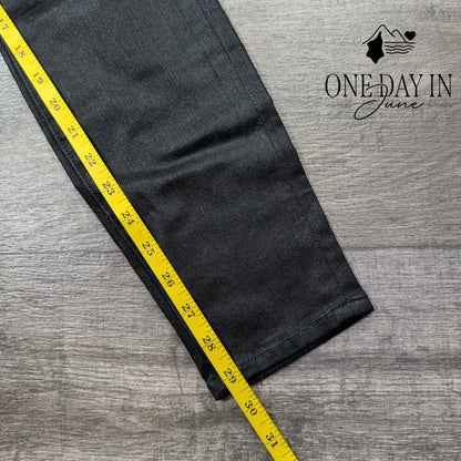 Good American Good Legs Leather Like Coated Skinny Jeans Black NWT Size 2 (26)