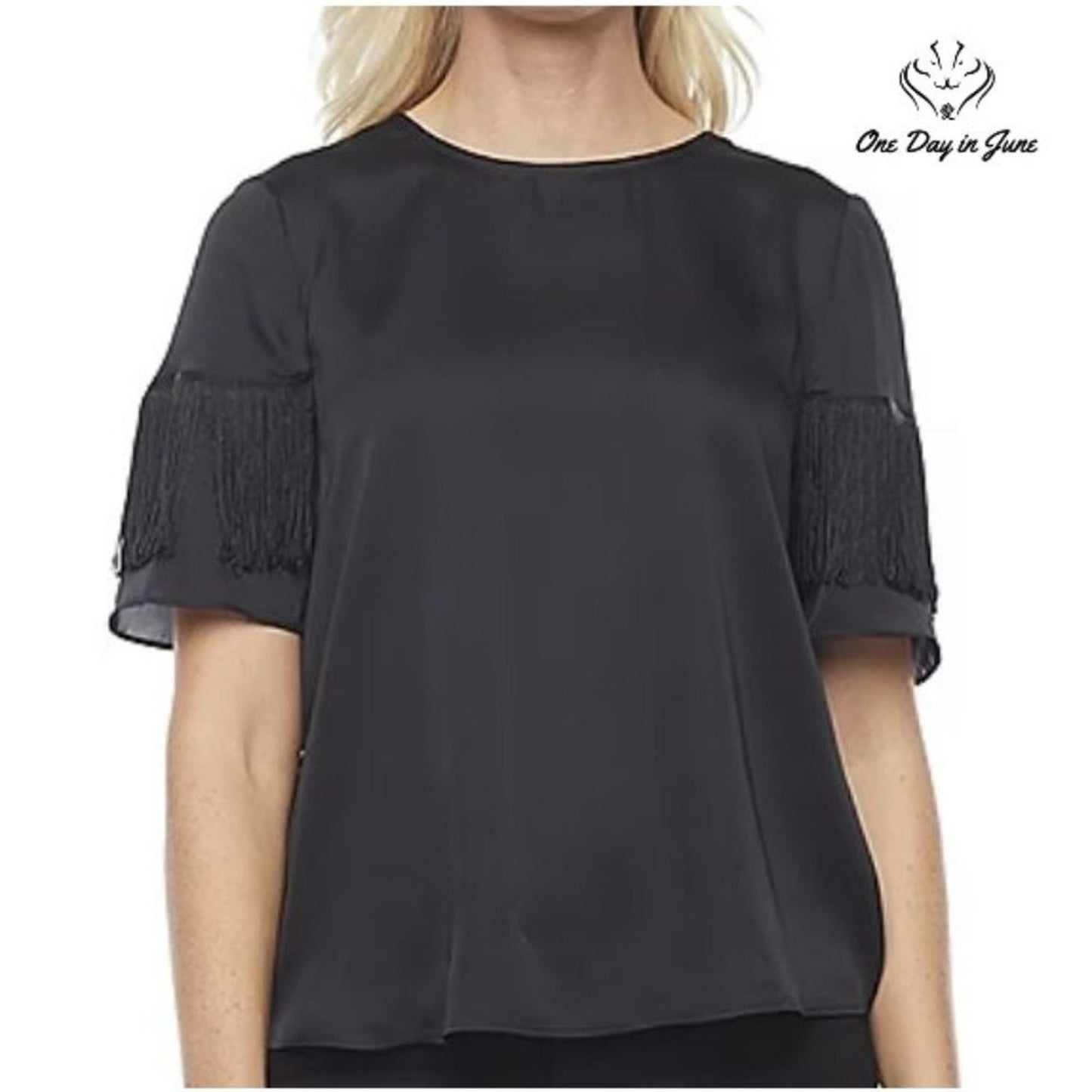 Worthington Round Neck Short Sleeve Frill Accent Top Size M