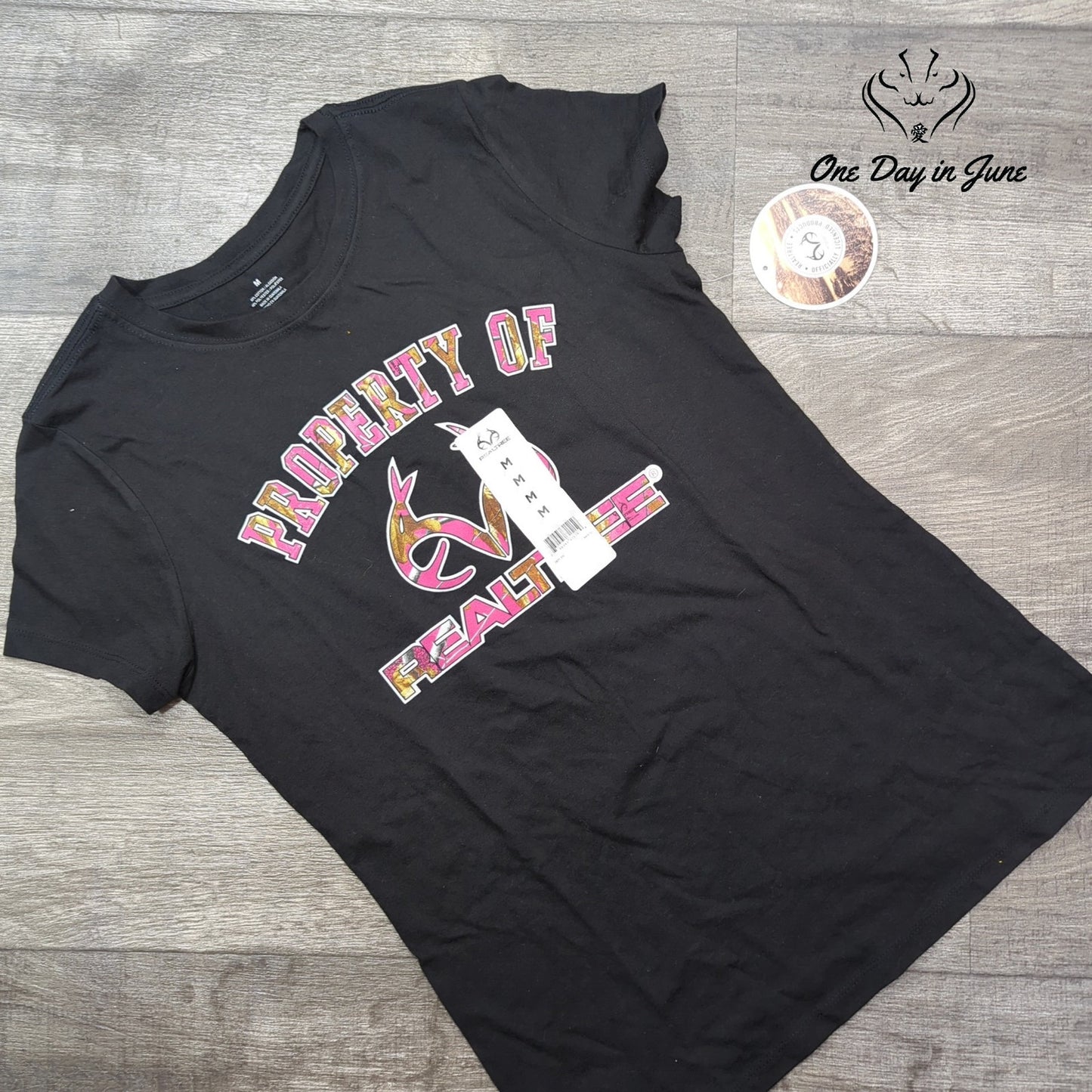Realtree Girl Property of Realtree T Shirt Size M