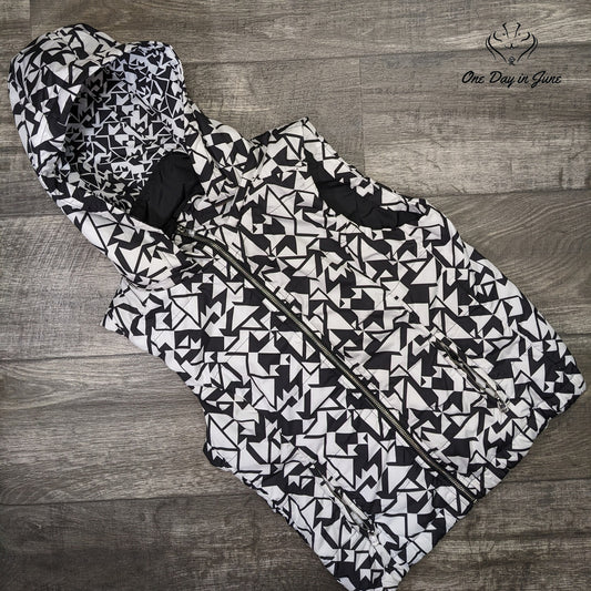 Lorna Jane Hooded Quilted Vest Size M