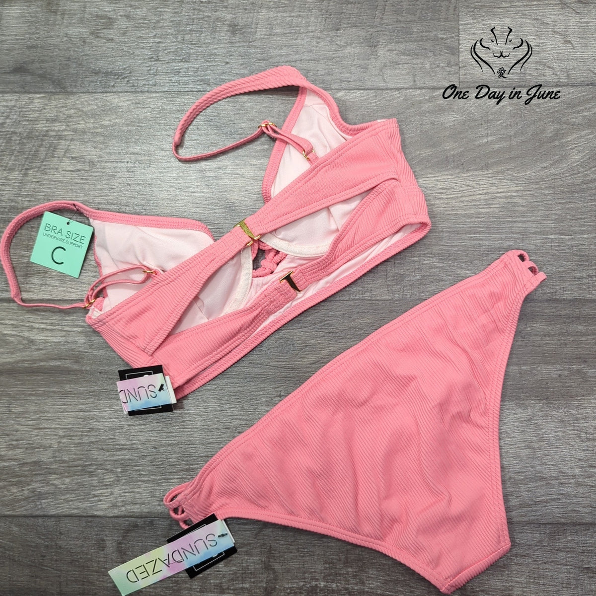 SunDazed Textured Underwire Bikini Swimsuit Pink NWT Size XL (Top 34C)