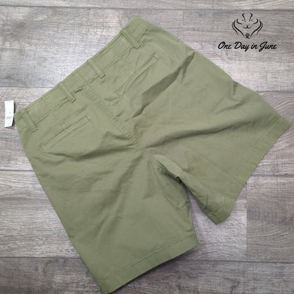Gap 7" Downtown Khaki Short Size 10