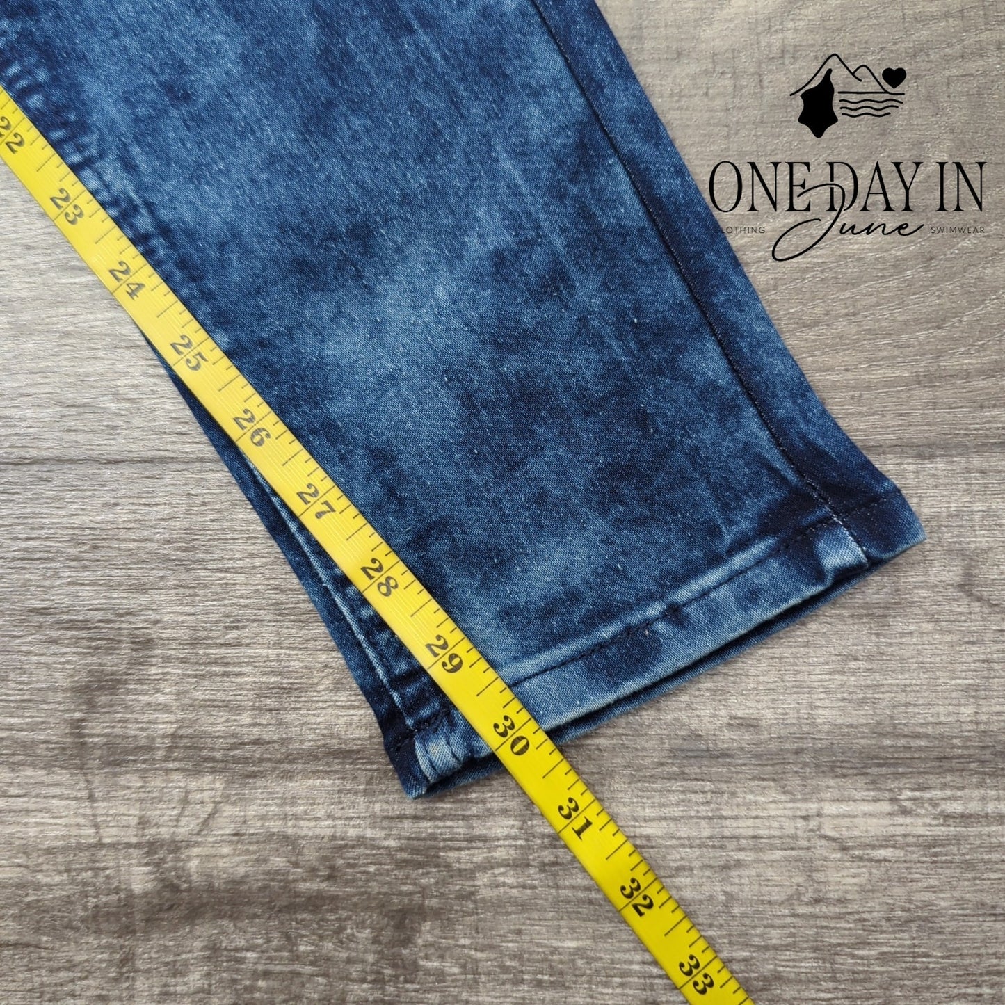 Rebel Love Super Stretch Straight Leg Jeans Size 9/10