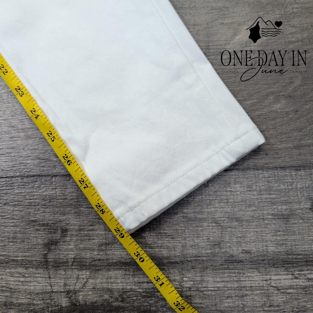 Ralph Lauren Curvy Mid Rise Skinny Jeans White NWT Size 6