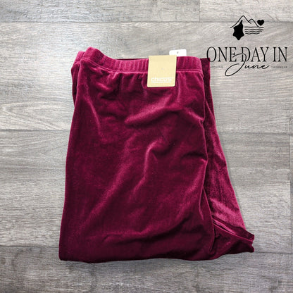 Chico's Velvet Slim Pull On Pants Burgundy Wine Velour NWT Size Chico's 2 (12)