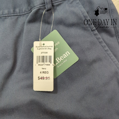 L.L.Bean Classic Straight Leg Pants Size 4