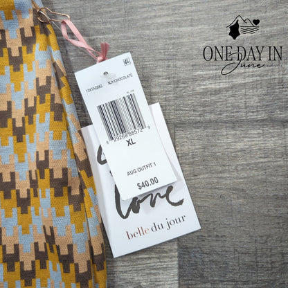 Belle Du Jour Pull On Mini Skirt Size XL