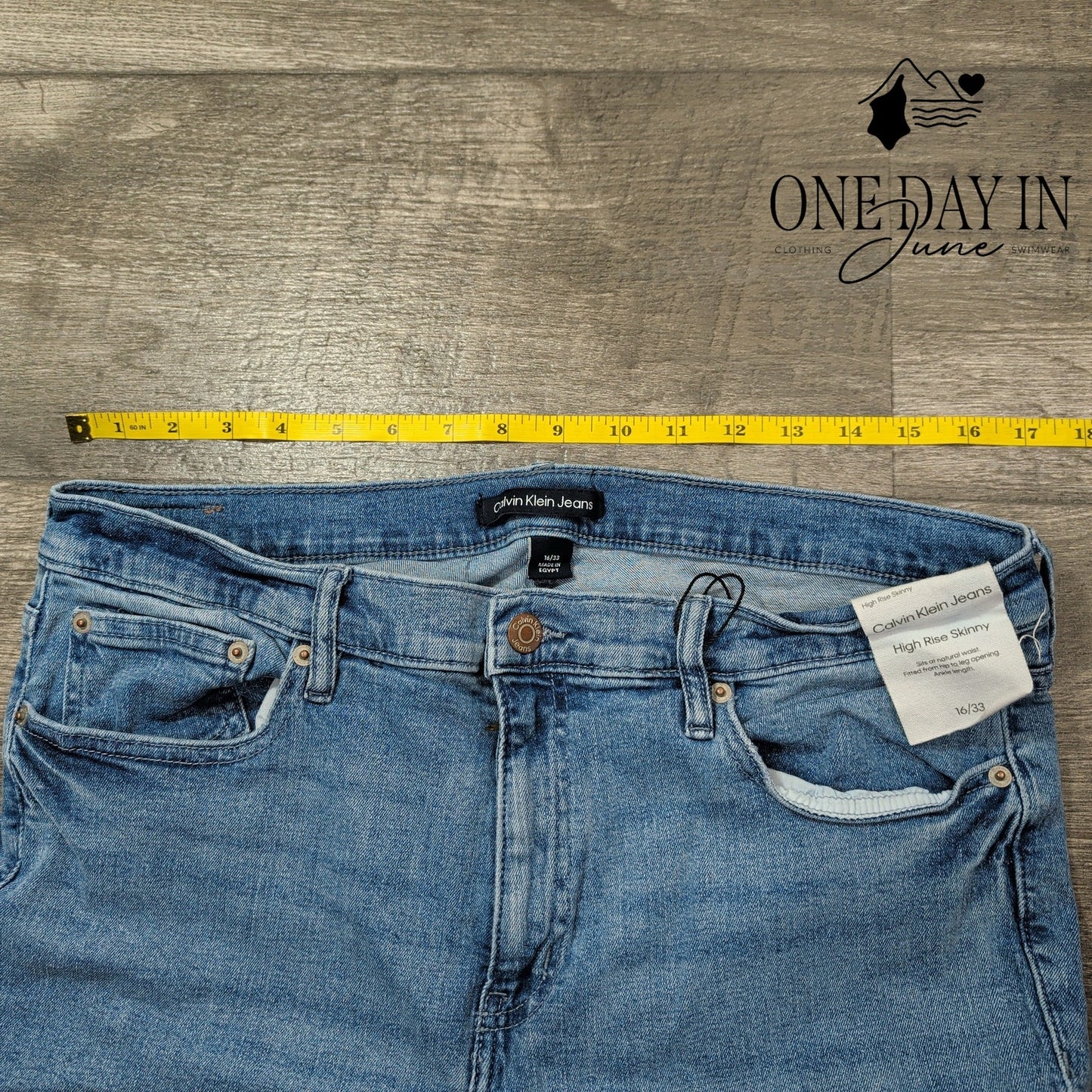 Calvin Klein High Rise Skinny Jeans Size 16