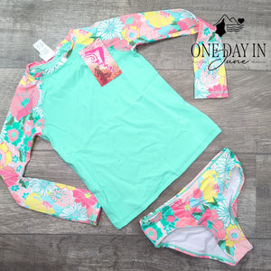 Kanu Surf Rashguard Bikini Swimsuit Size 10