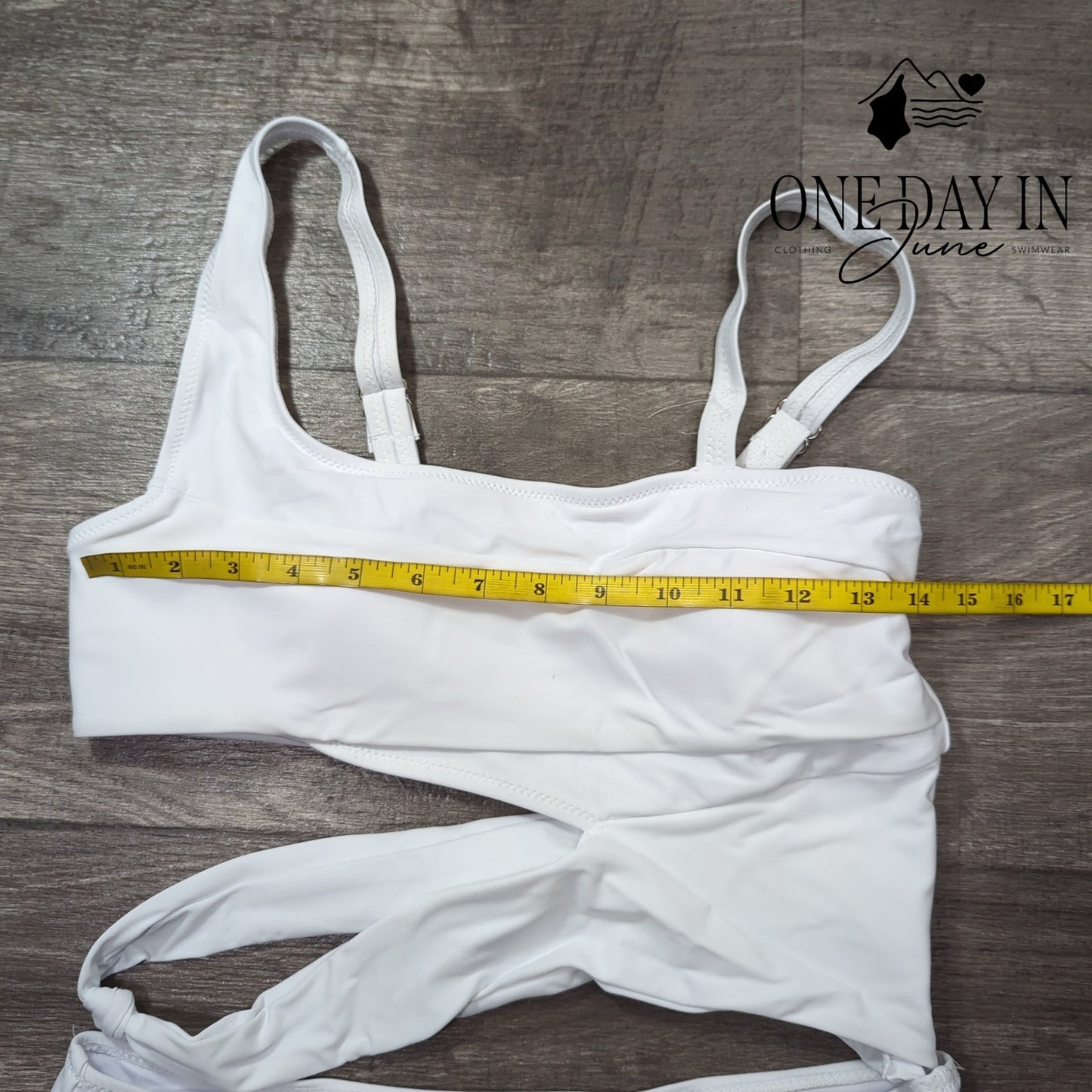 Lilosy Cut Out One Piece Swimsuit Size L