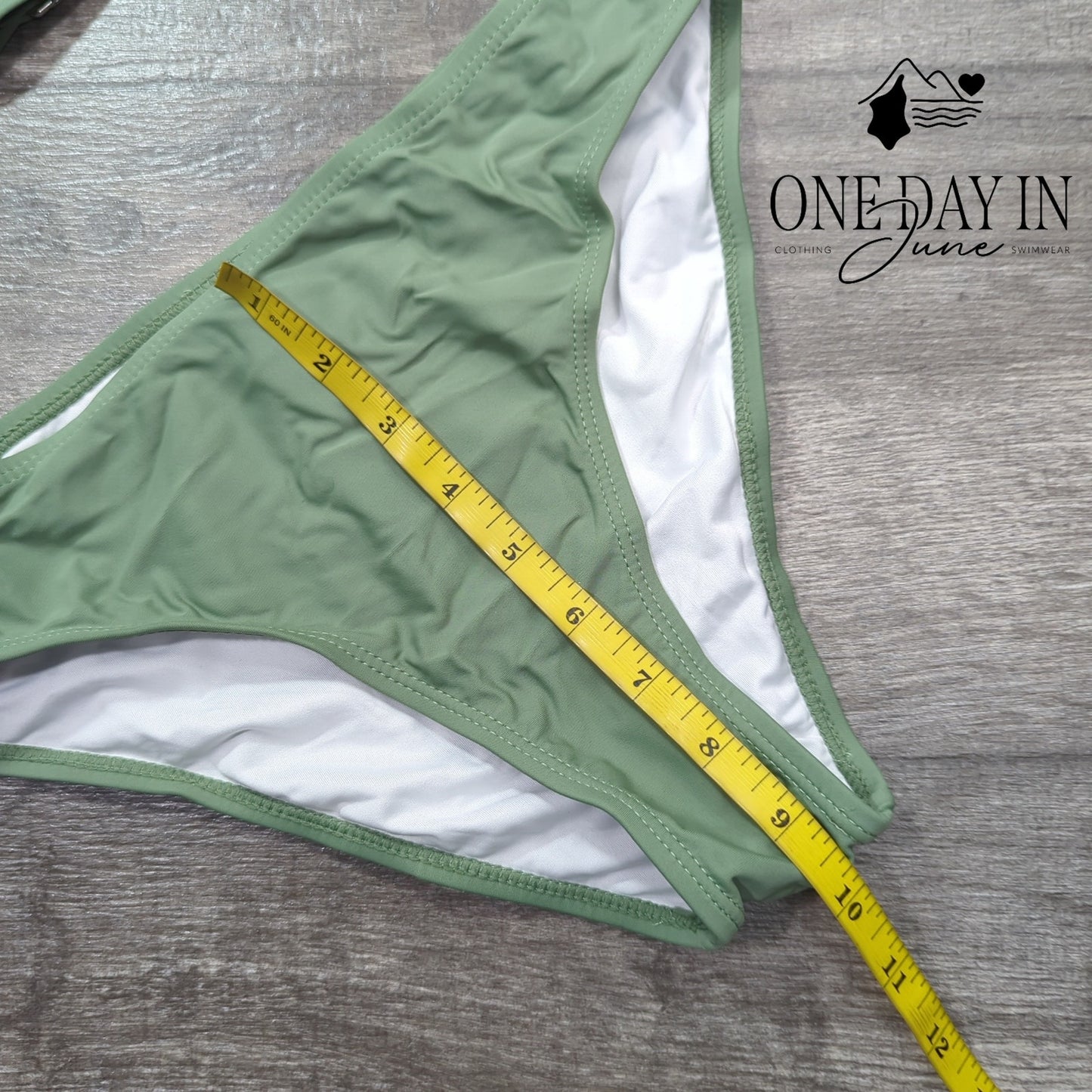 Aleumdr Ruched Top Bandeau Bikini Swimsuit Size M