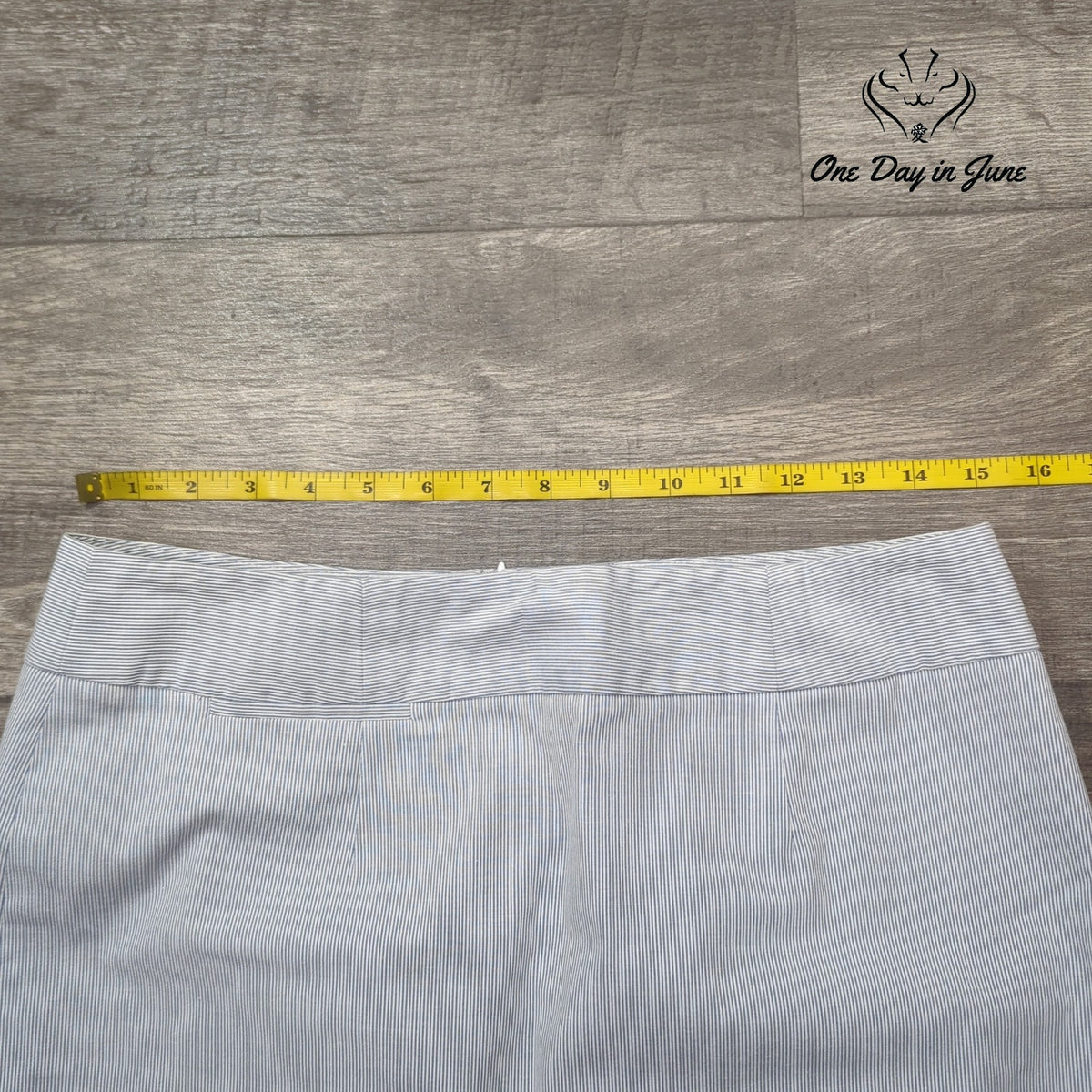 Calvin Klein Pinstripe Pencil Skirt Blue White Knee Length Size 6