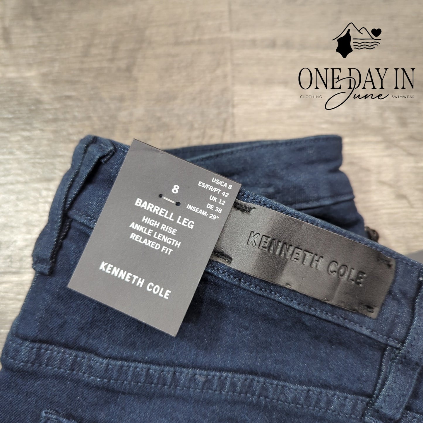 Kenneth Cole High Rise Barrell Leg Ankle Length Jeans Size 8